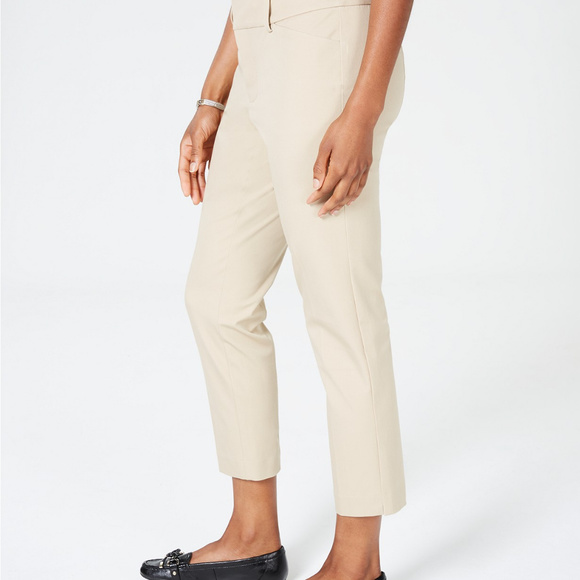 Charter Club Newport Slim Tummy Control Capri - 18 - Picture 3 of 7